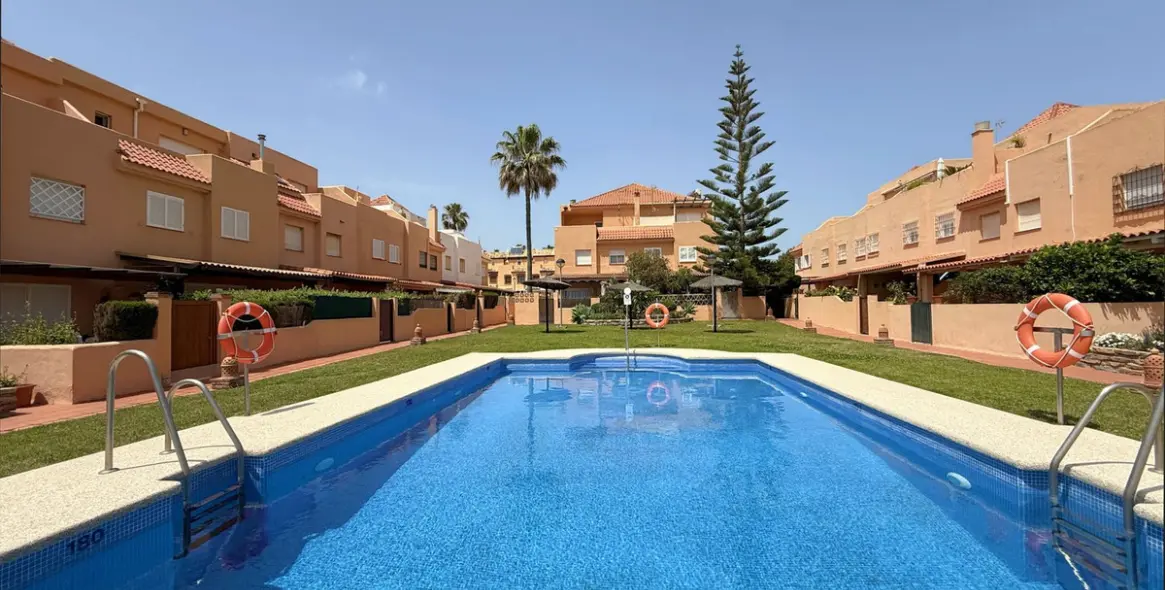 Продажа таунхауса в Casares Playa 40