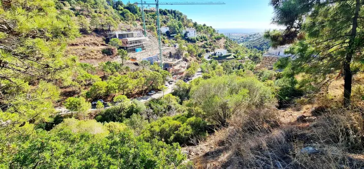 Venta de parcela residencial en El Madroñal 0
