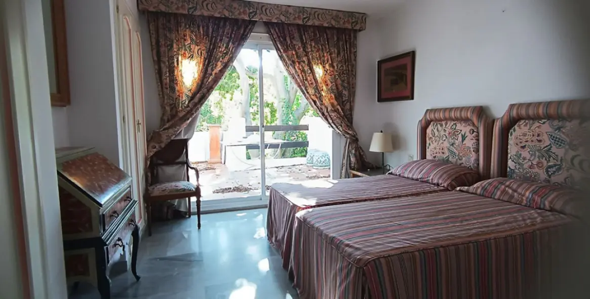 Продажа двухуровневого пентхауса в Atalaya 10