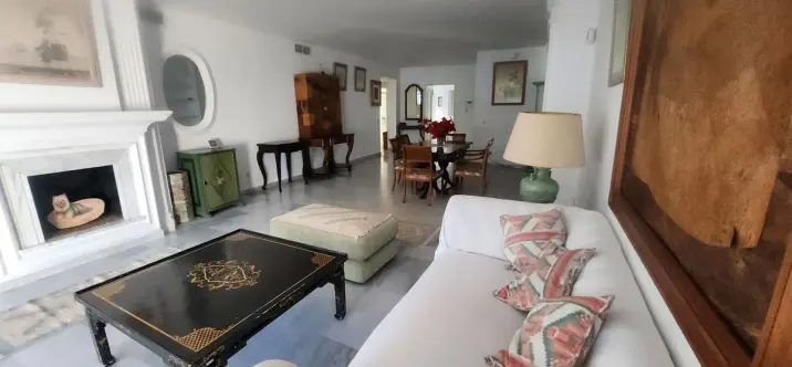 Venta de ático dúplex en Guadalmina Baja 2