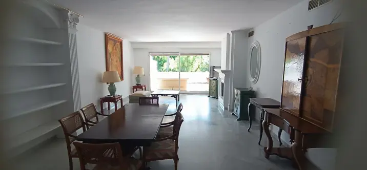 Venta de ático dúplex en Guadalmina Baja 4