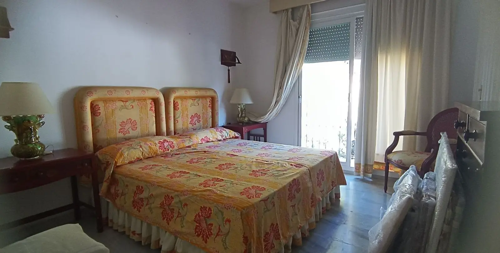 Sale of penthouse duplex in Guadalmina Baja 11