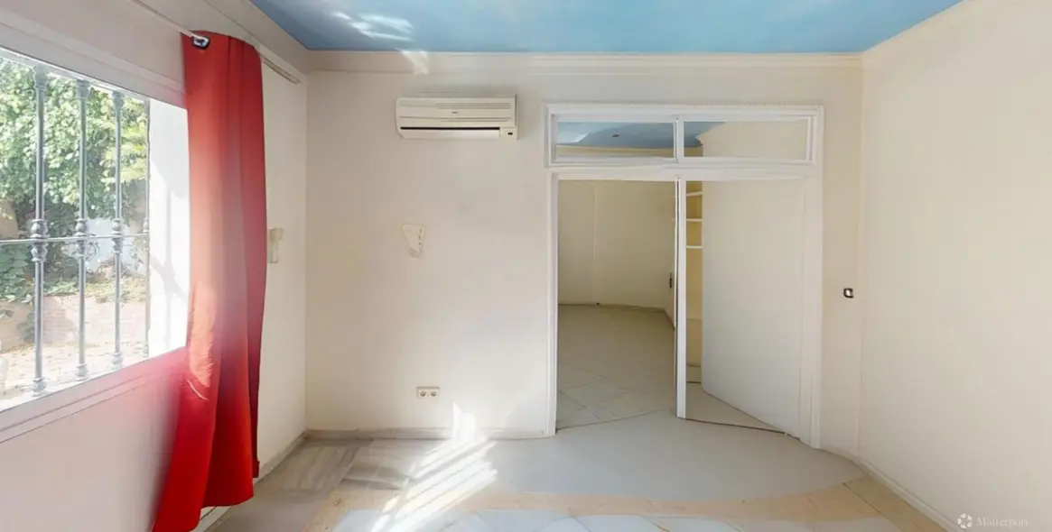 Продажа  отдельно стоящей виллы в Costalita 11