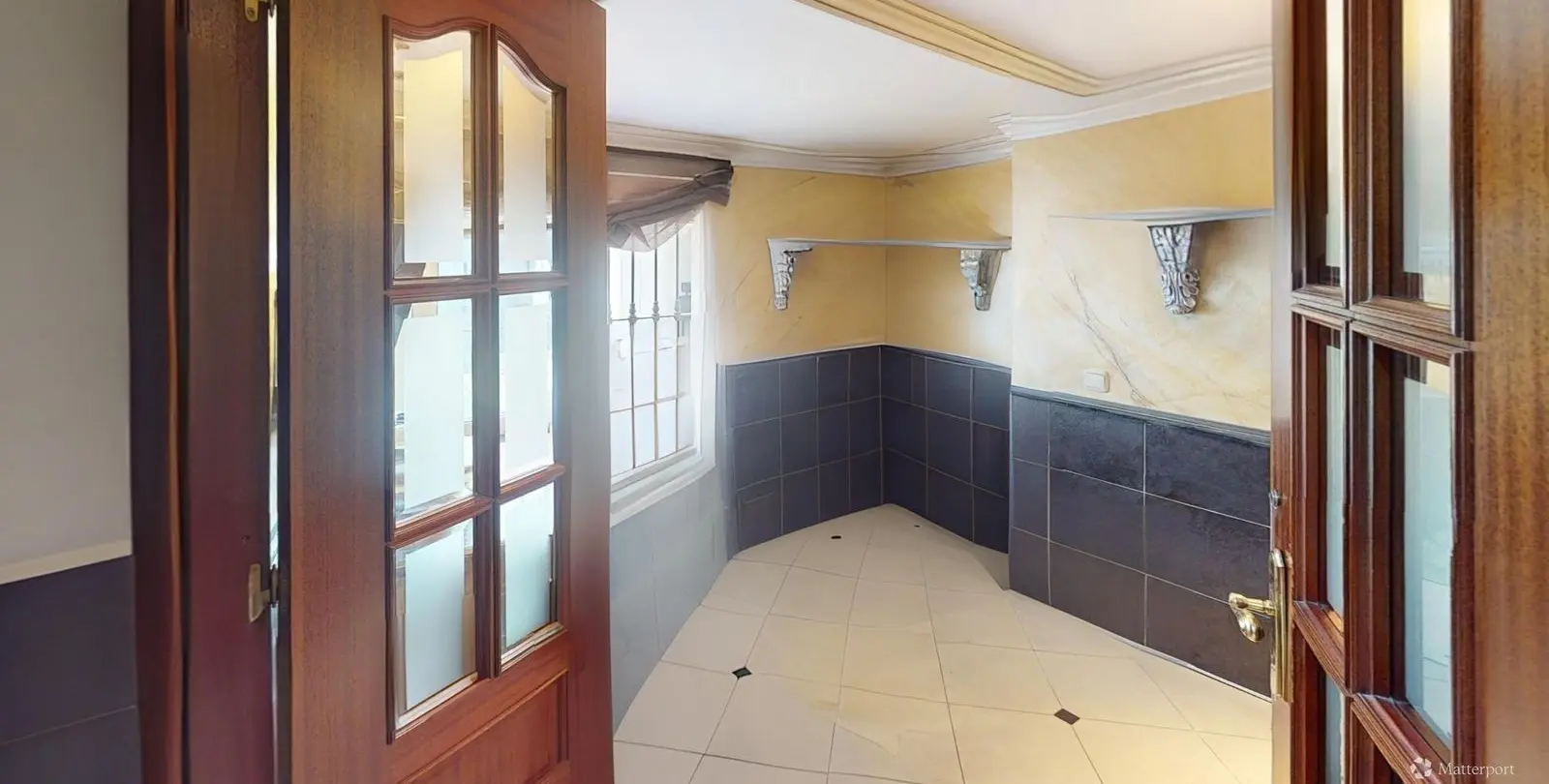 Sale of detached villa in Costalita 13