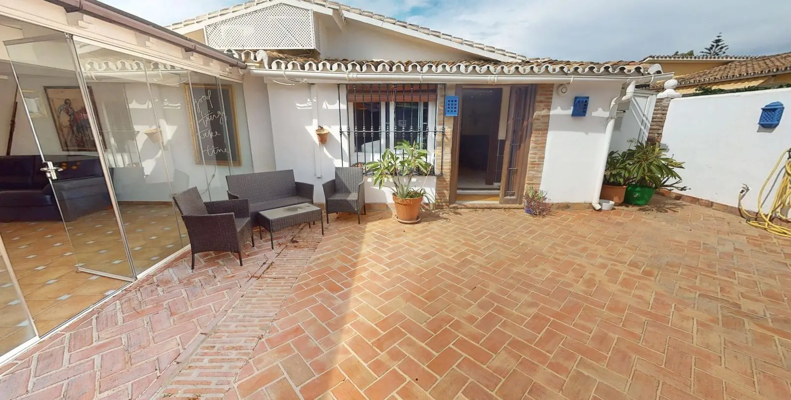 Sale of detached villa in Costalita 20