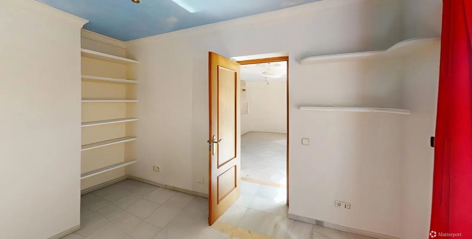 Sale of detached villa in Costalita 24