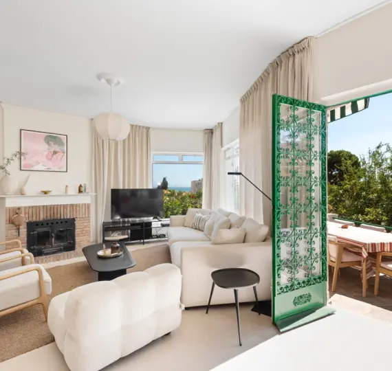 Продажа  отдельно стоящей виллы в Torremolinos