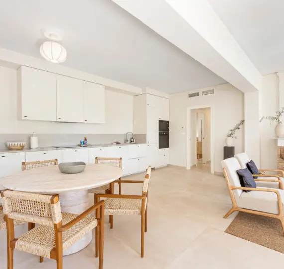 Продажа  отдельно стоящей виллы в Torremolinos