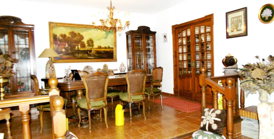 Продажа  отдельно стоящей виллы в Coín 9