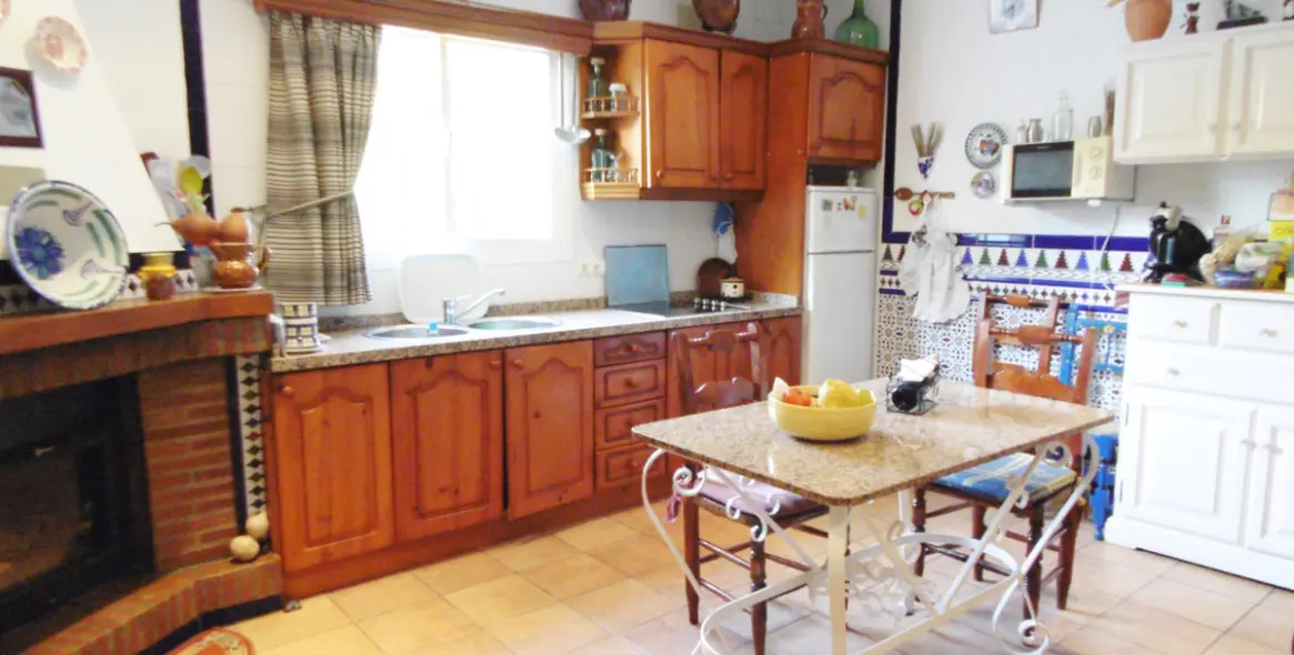 Продажа  отдельно стоящей виллы в Coín 21