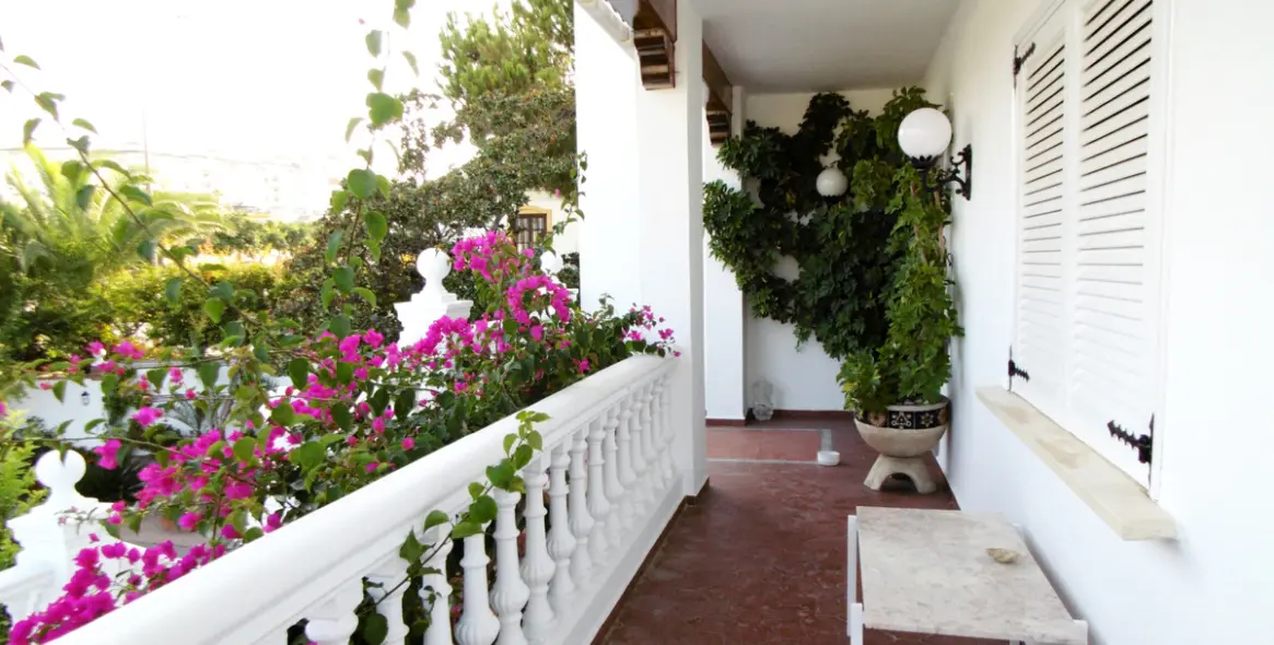 Продажа  отдельно стоящей виллы в Coín 26