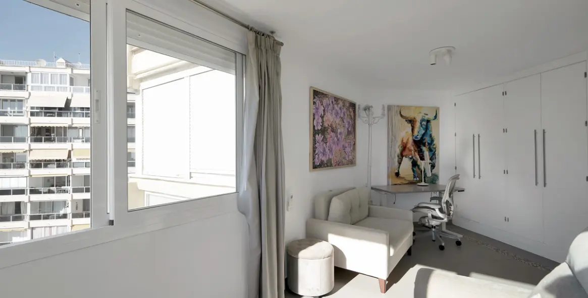 Sale of middle floor apartment in Marbella 4