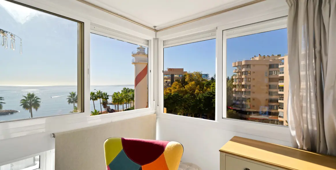 Venta de apartamento en planta media en Marbella 24