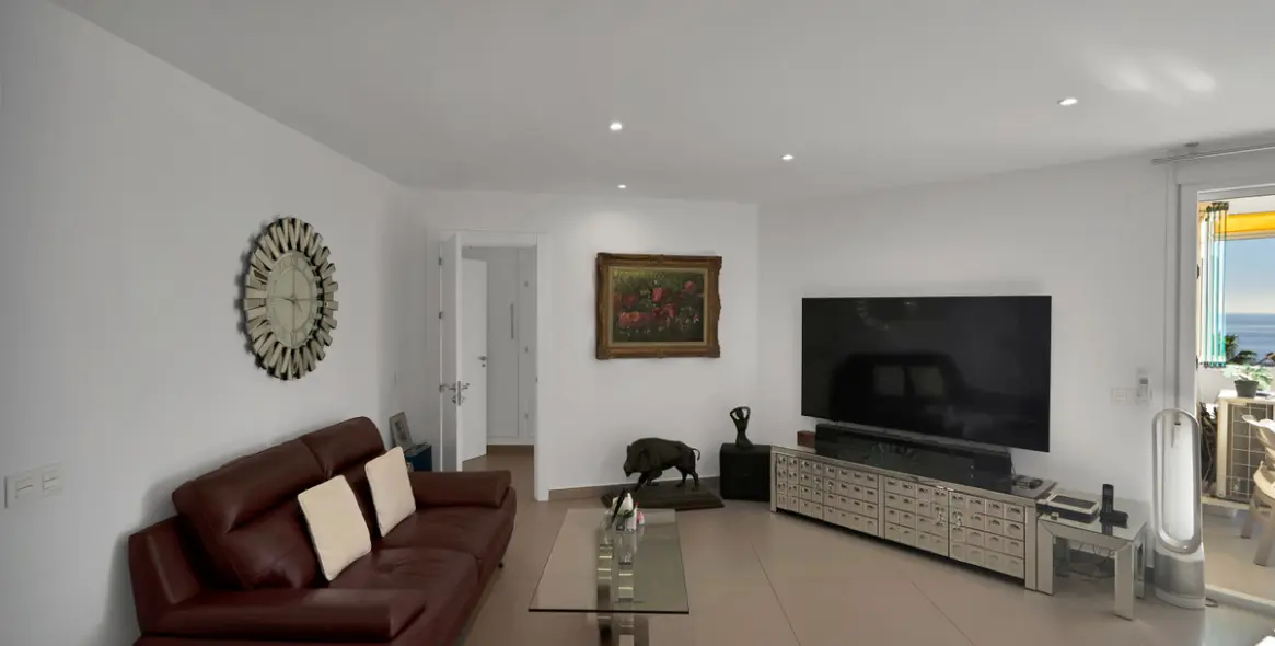 Venta de apartamento en planta media en Marbella 30