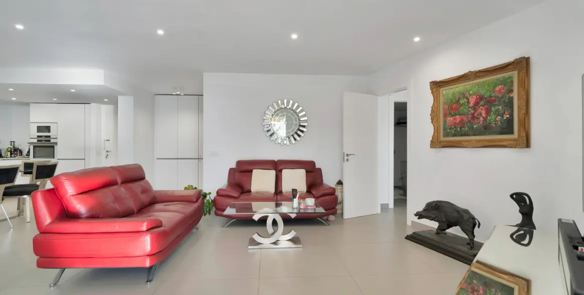 Venta de apartamento en planta media en Marbella 43