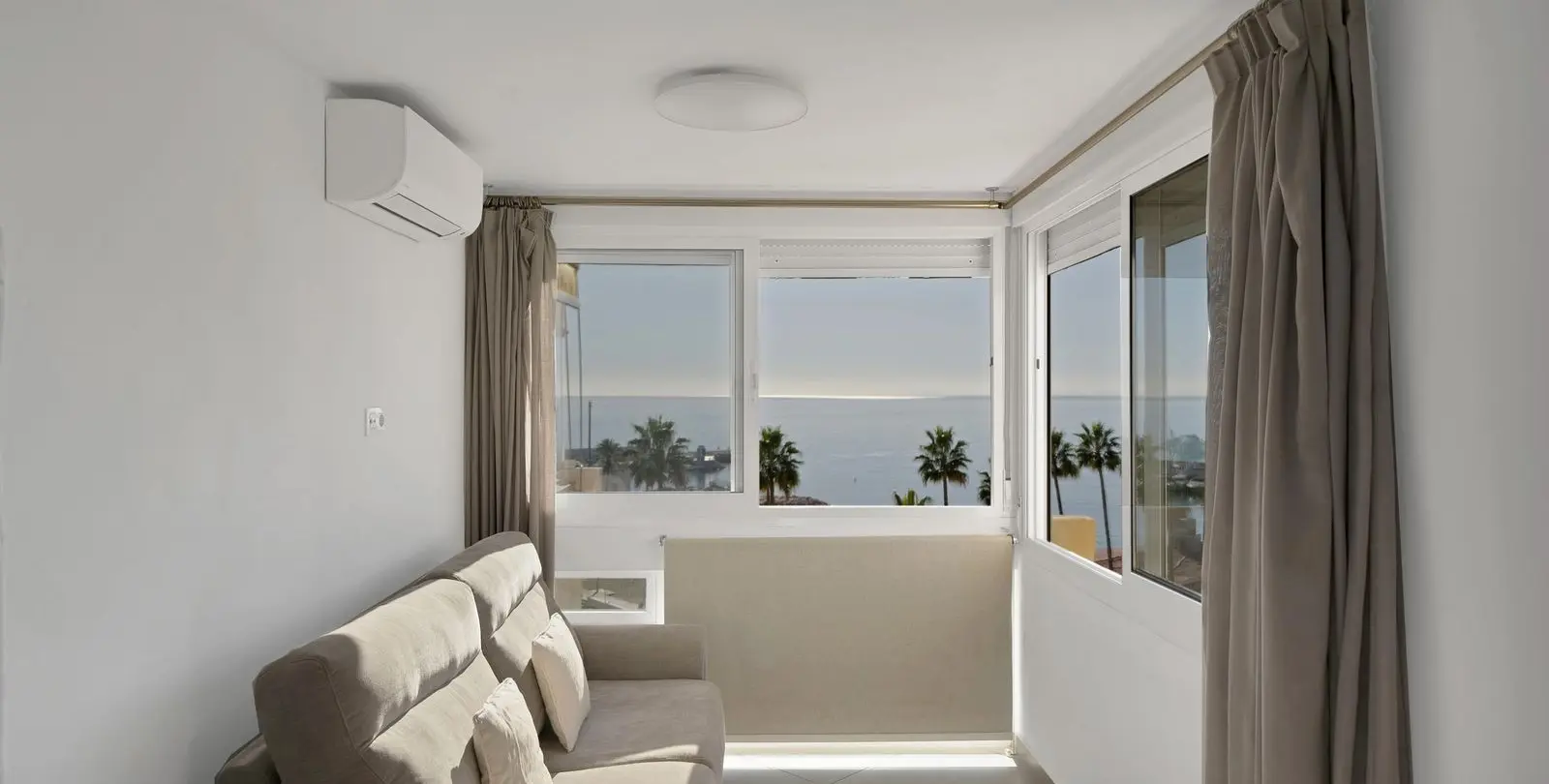 Venta de apartamento en planta media en Marbella 2