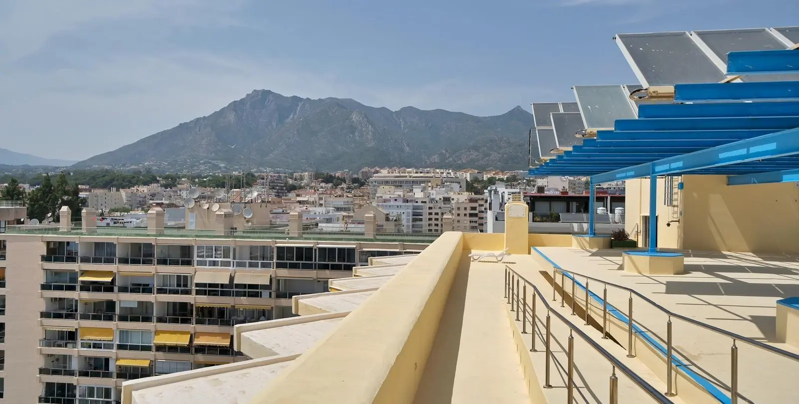 Venta de apartamento en planta media en Marbella 47