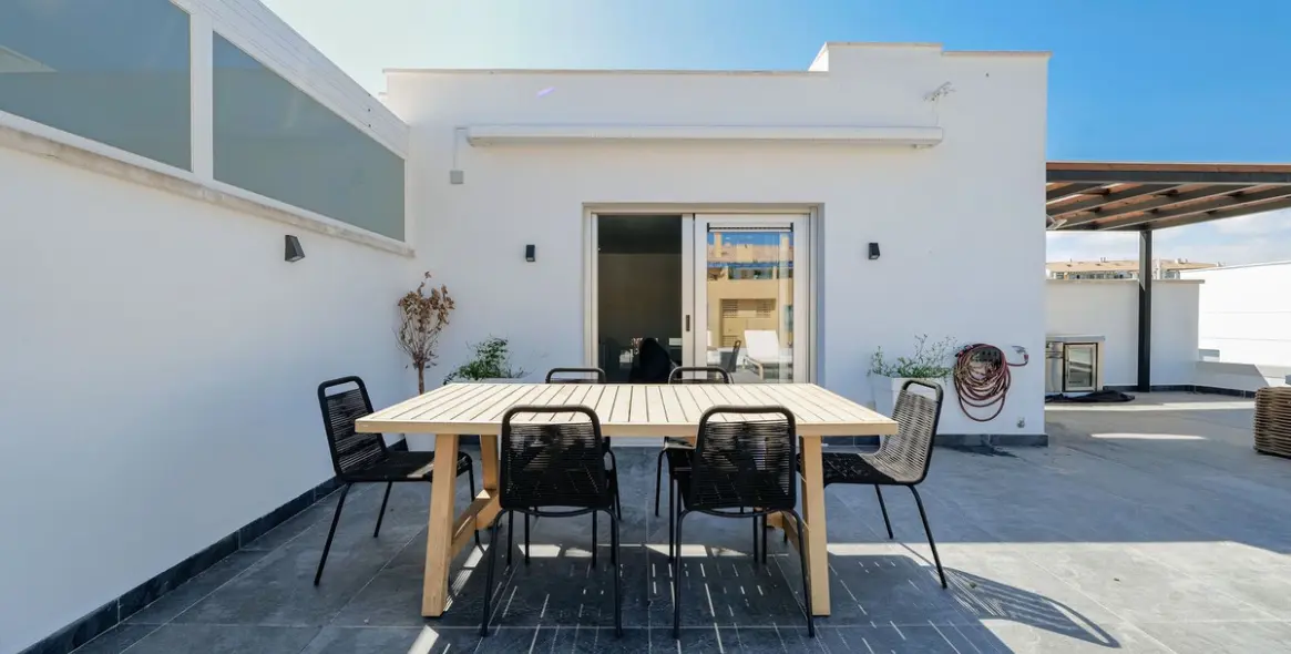 Long-term rent of penthouse in San Pedro de Alcántara 22