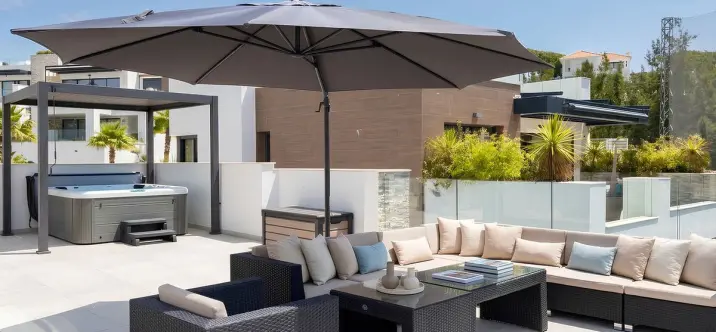 Sale of penthouse in Cabopino 2