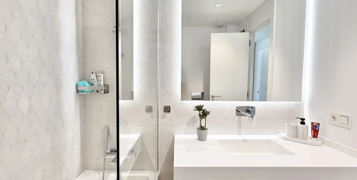 Sale of penthouse in Cabopino 40