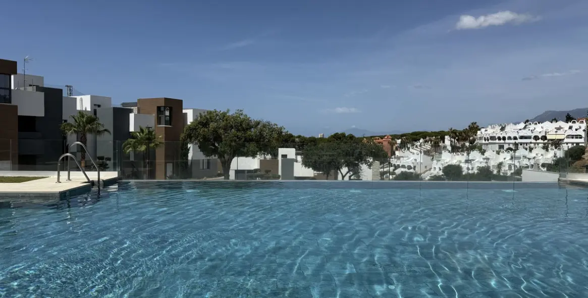 Sale of penthouse in Cabopino 48