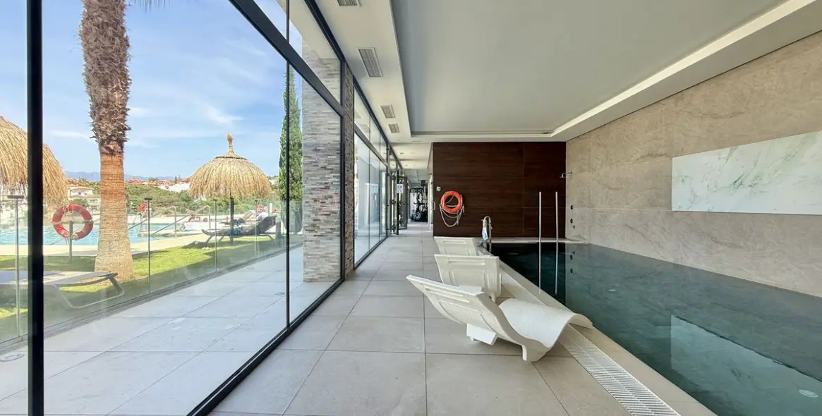 Sale of penthouse in Cabopino 53