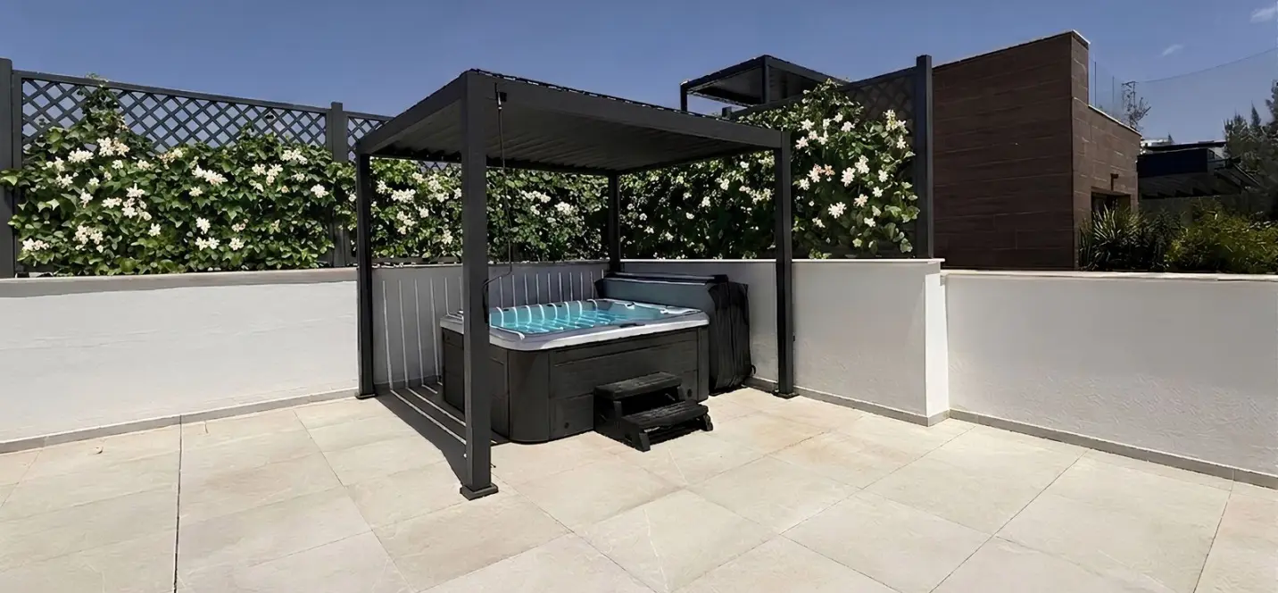 Sale of penthouse in Cabopino 4