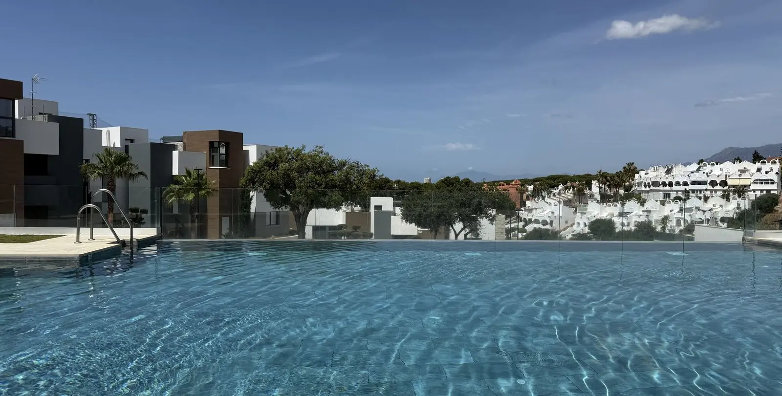 Sale of penthouse in Cabopino 47