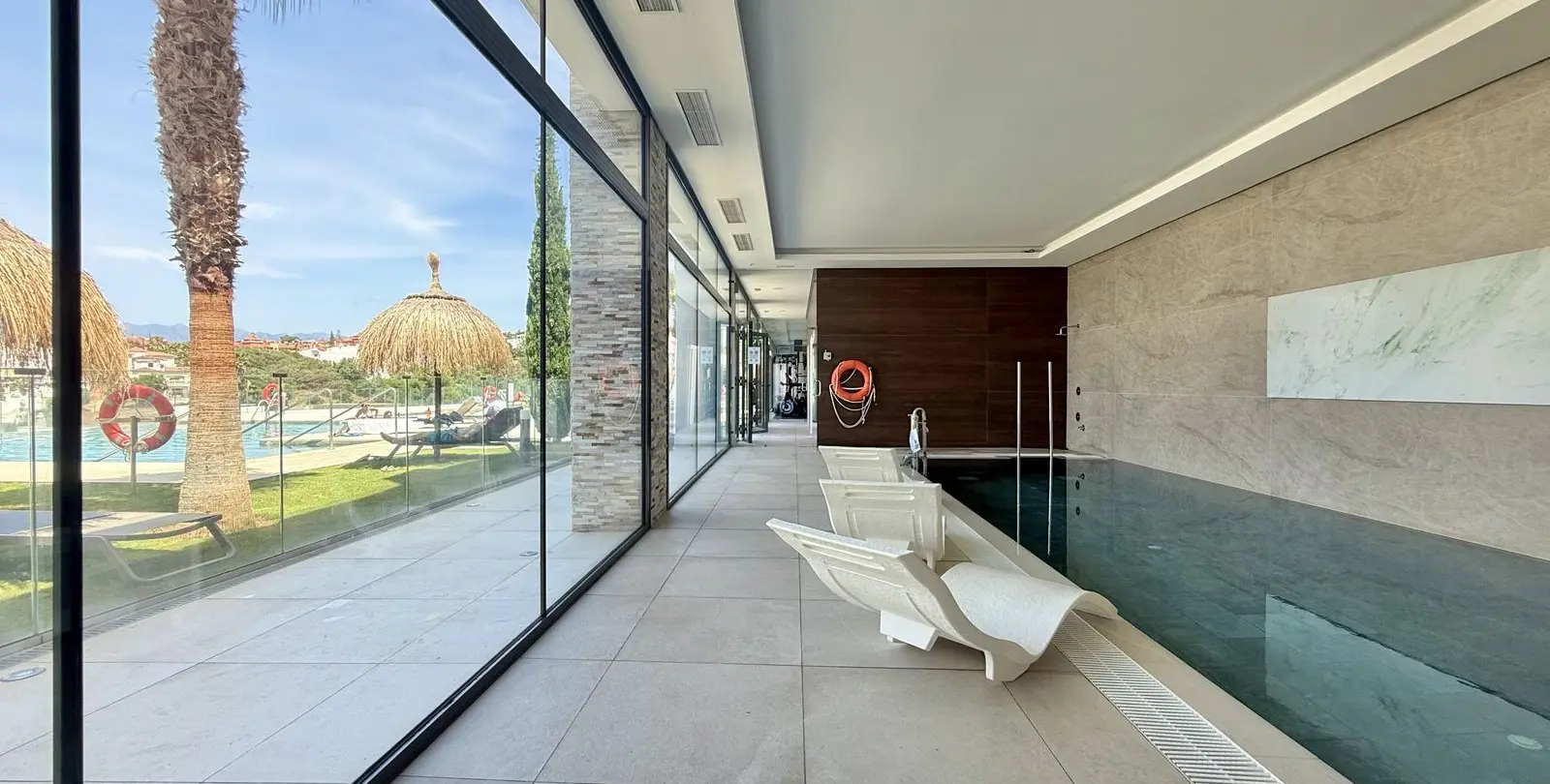 Sale of penthouse in Cabopino 52