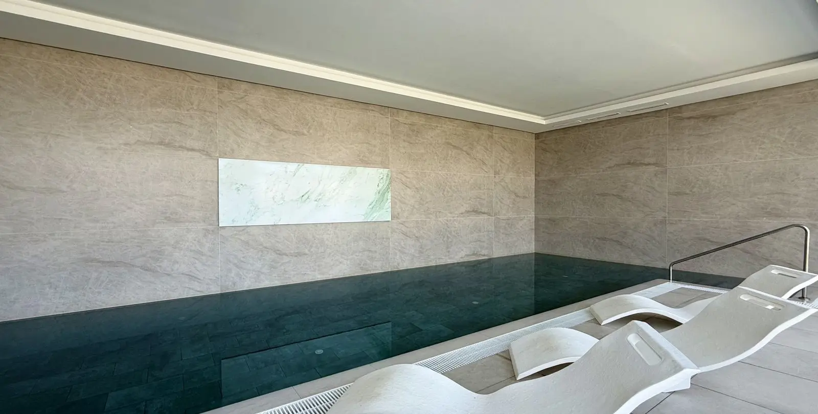 Sale of penthouse in Cabopino 53