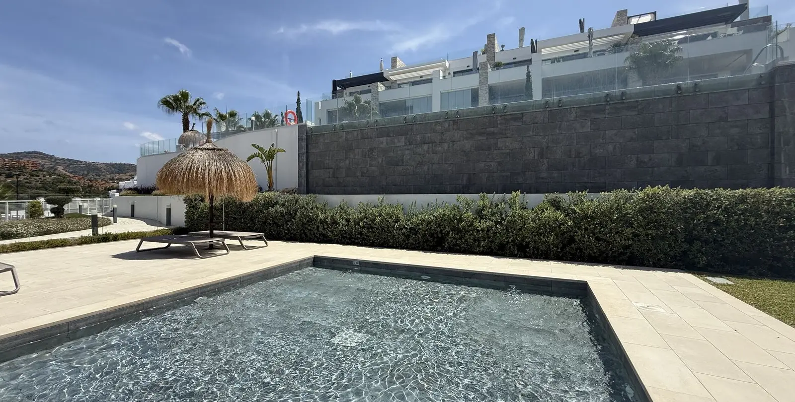 Sale of penthouse in Cabopino 57