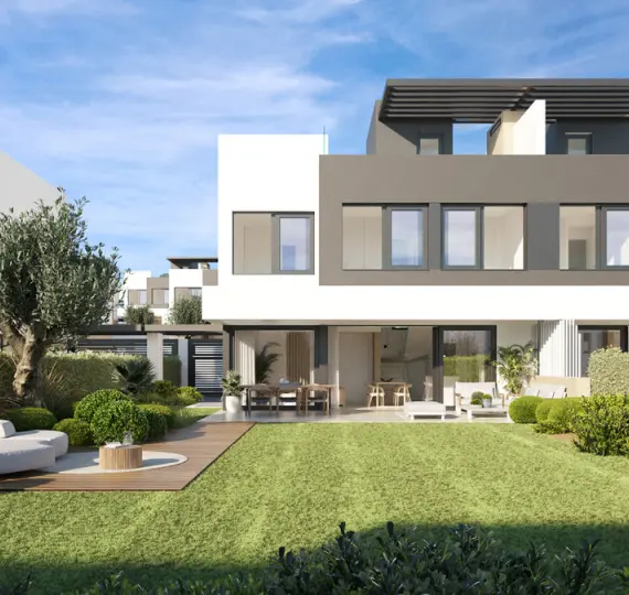 Sale of detached villa in Atalaya