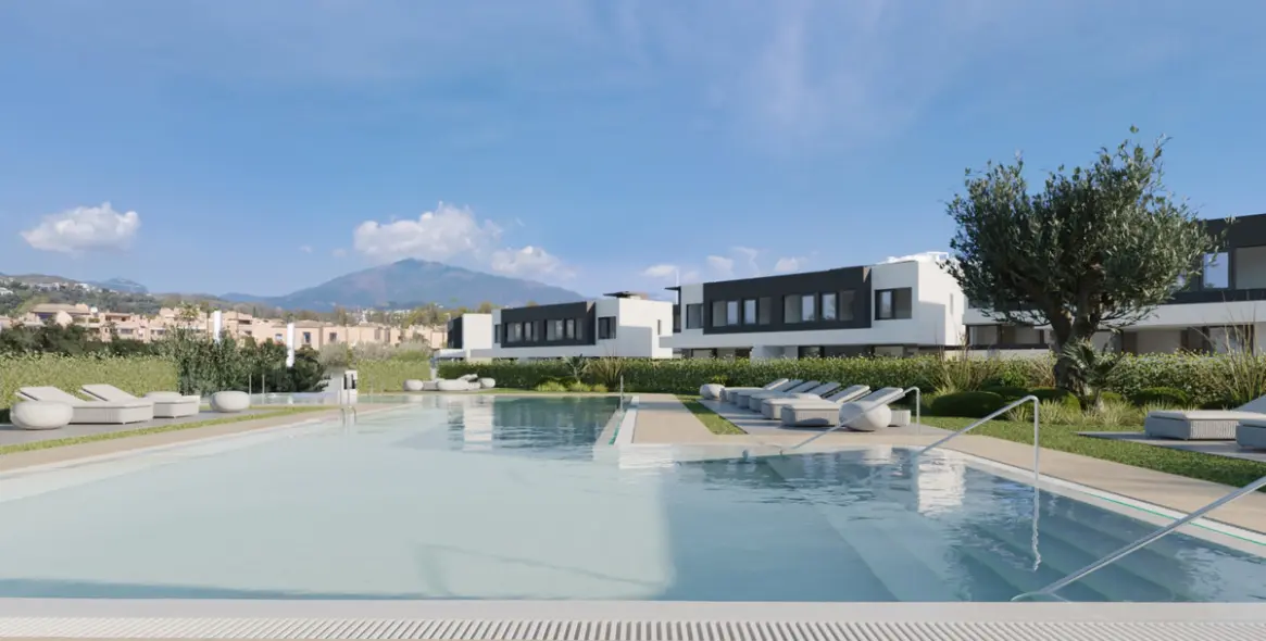 Sale of detached villa in Atalaya 8