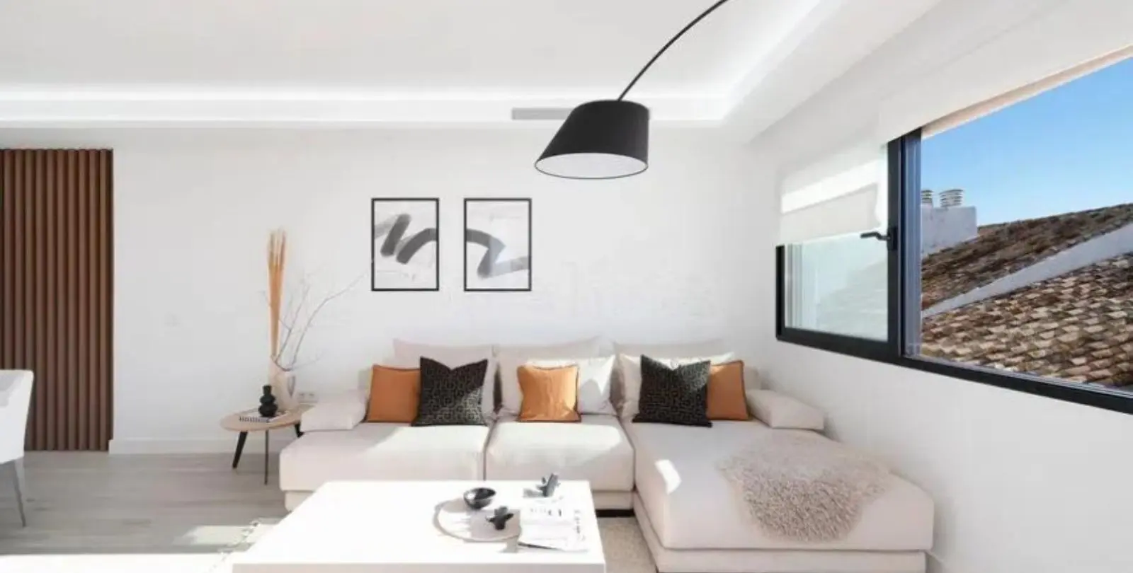 Sale of middle floor apartment in Puerto Banús 4