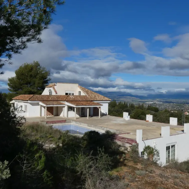 Sale of detached villa in Alhaurín el Grande
