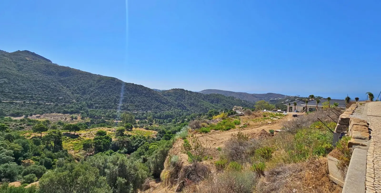 Venta de parcela residencial en Benahavís 3
