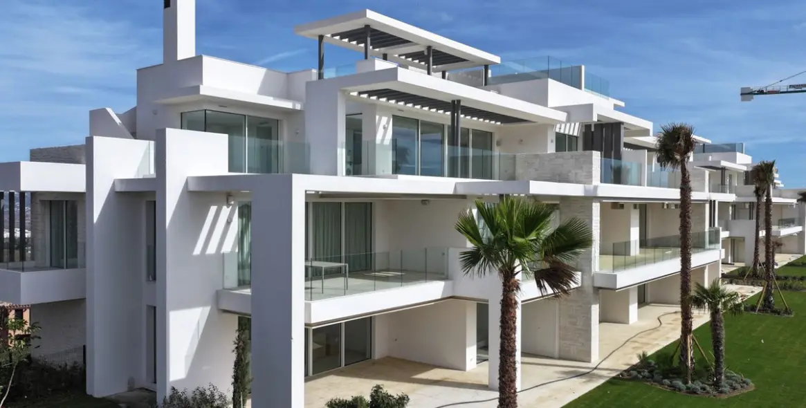 Venta de apartamento en planta baja en Ojén 35