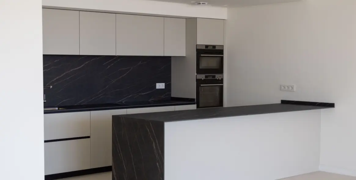 Sale of ground floor apartment in Ojén 55