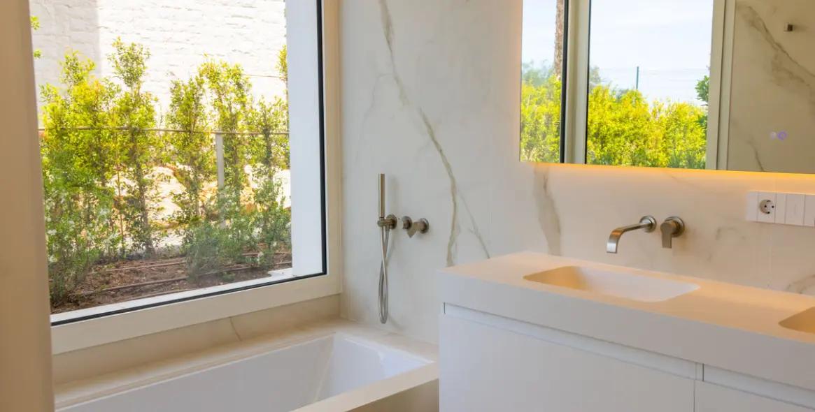 Sale of ground floor apartment in Ojén 62