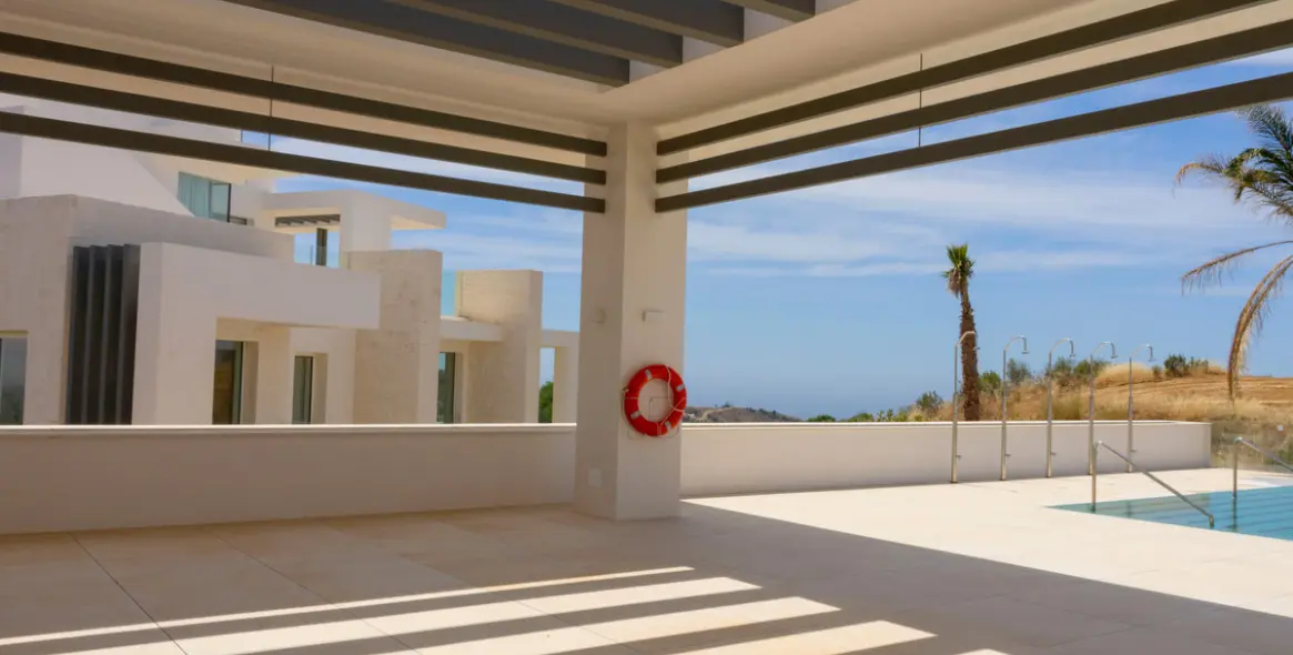 Sale of ground floor apartment in Ojén 86