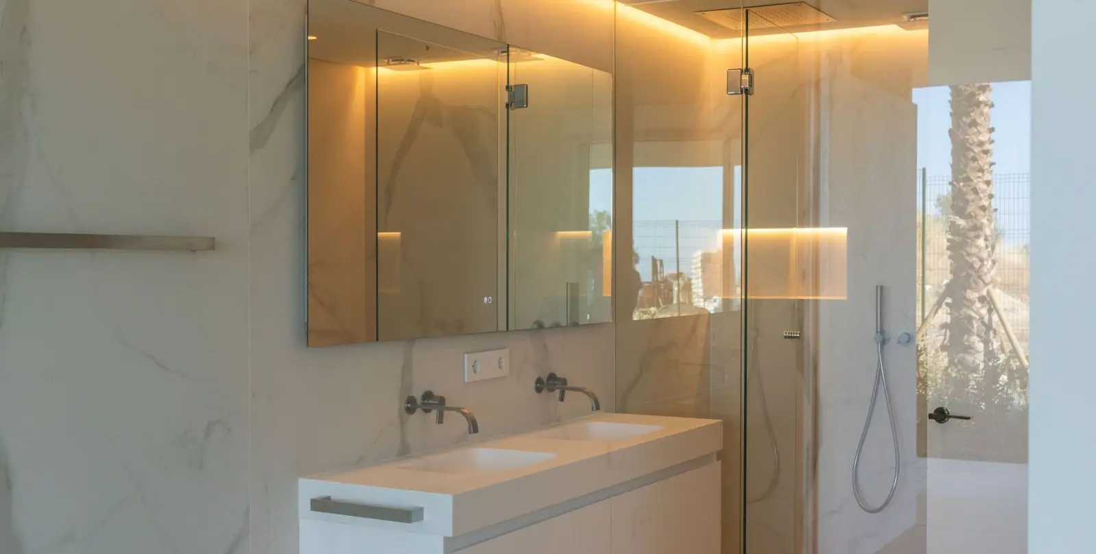 Sale of ground floor apartment in Ojén 6