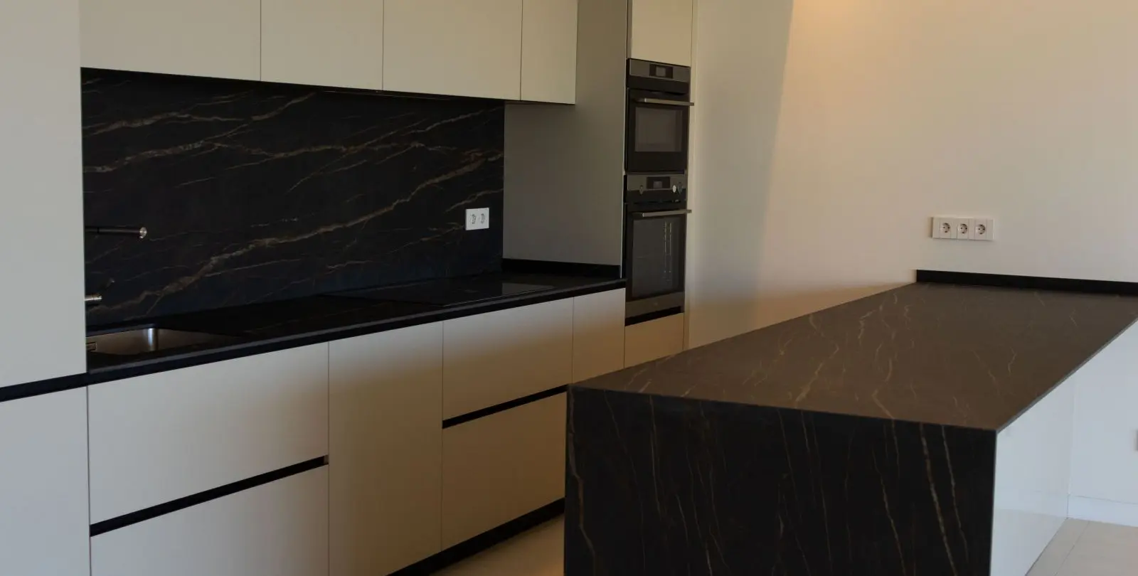 Sale of ground floor apartment in Ojén 7