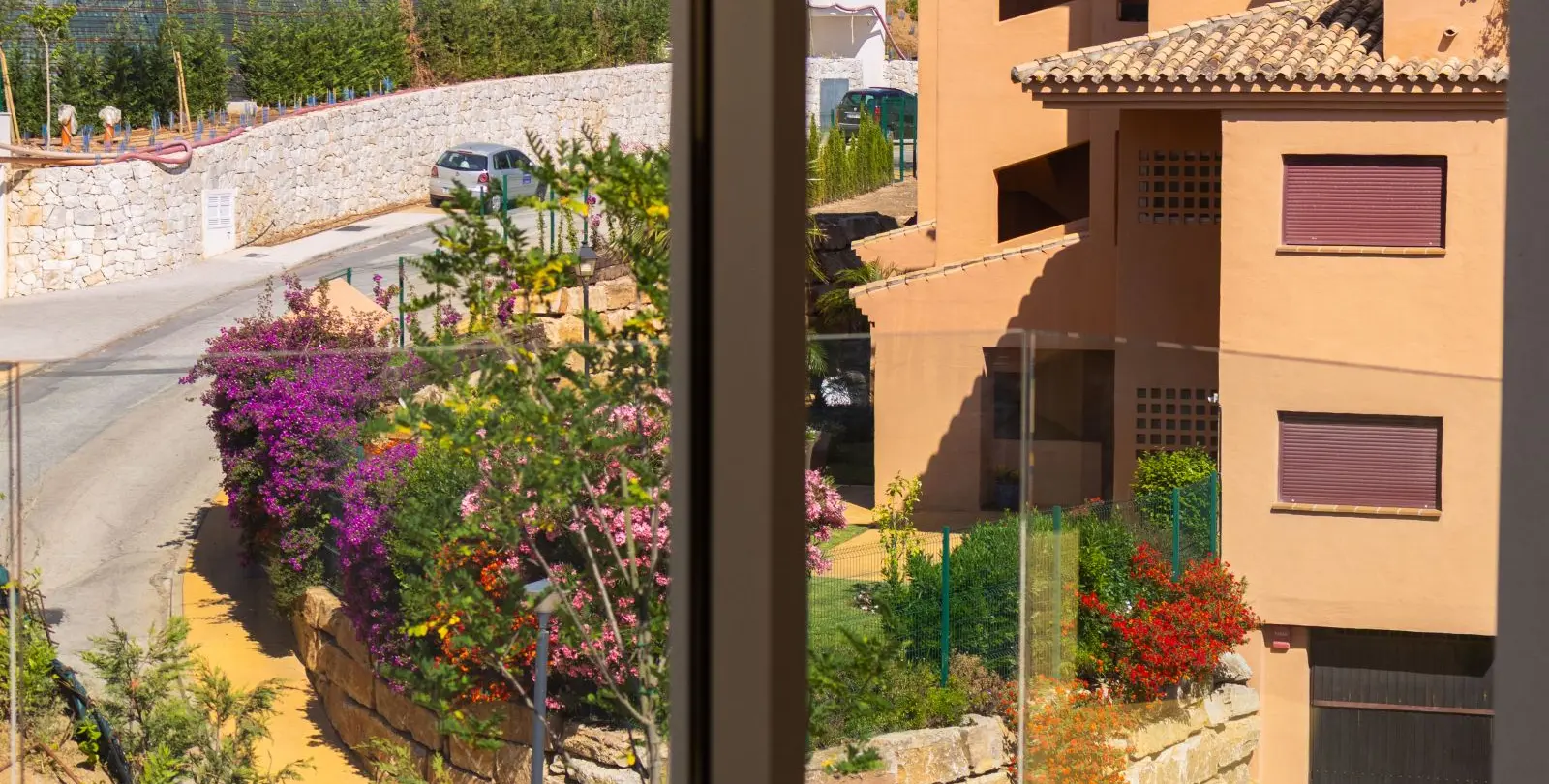 Sale of ground floor apartment in Ojén 16