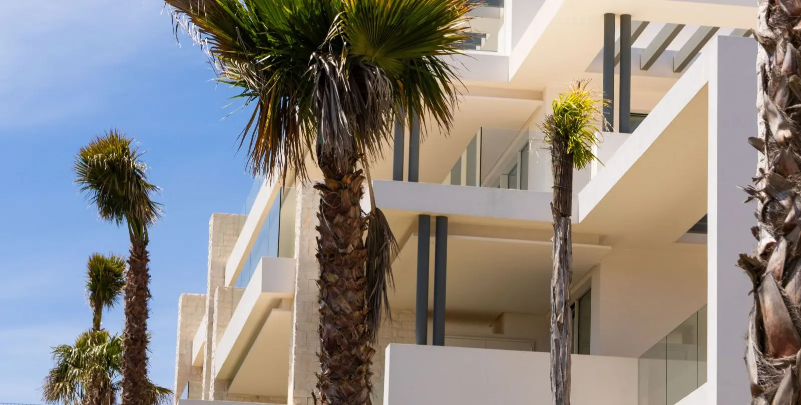 Sale of ground floor apartment in Ojén 27