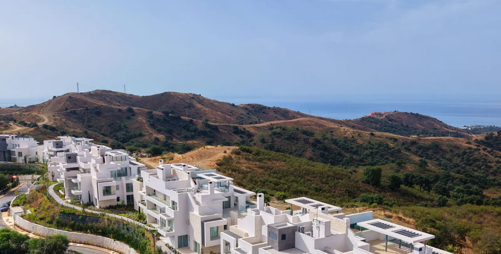 Sale of ground floor apartment in Ojén 52
