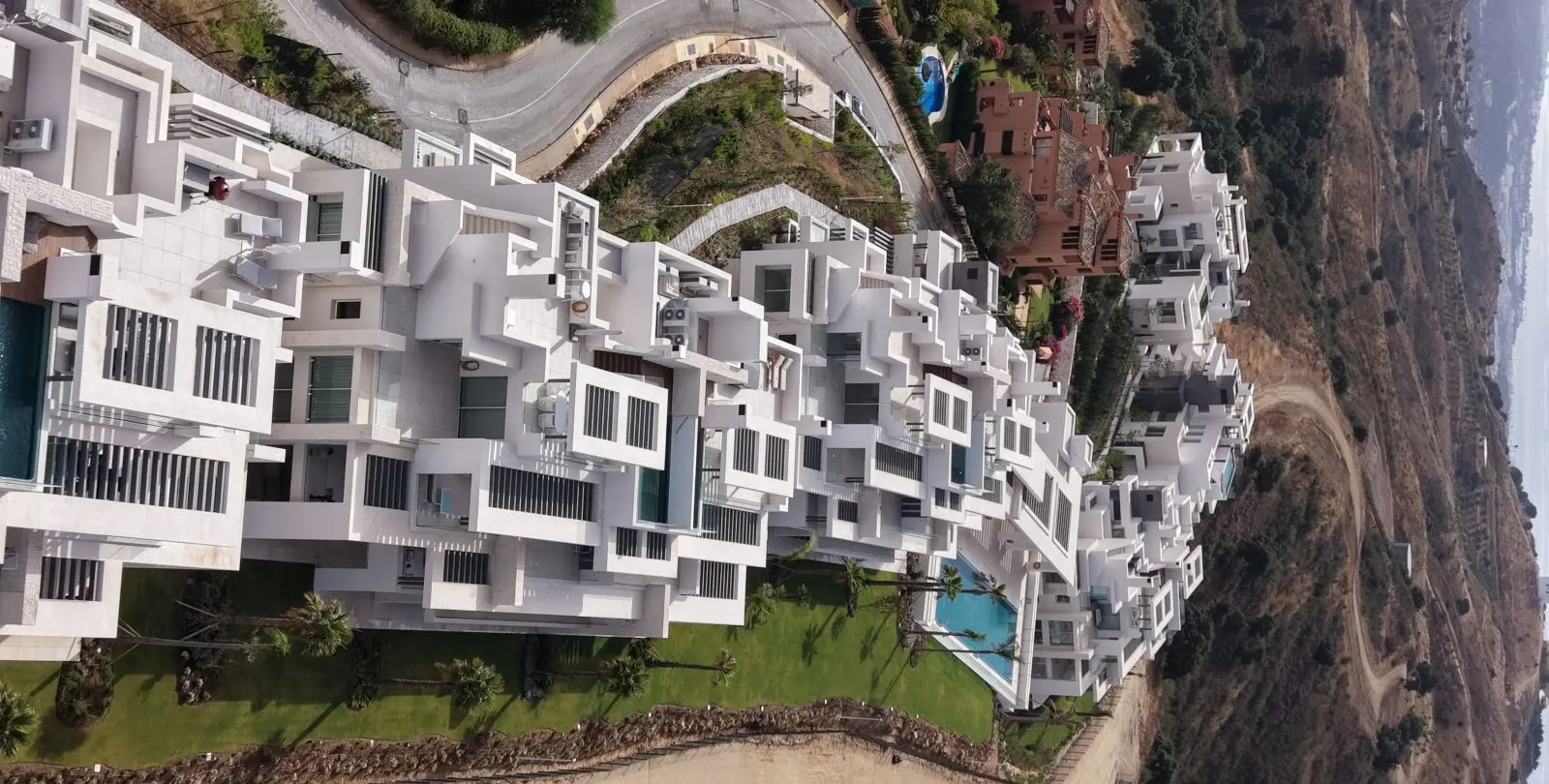 Sale of ground floor apartment in Ojén 54
