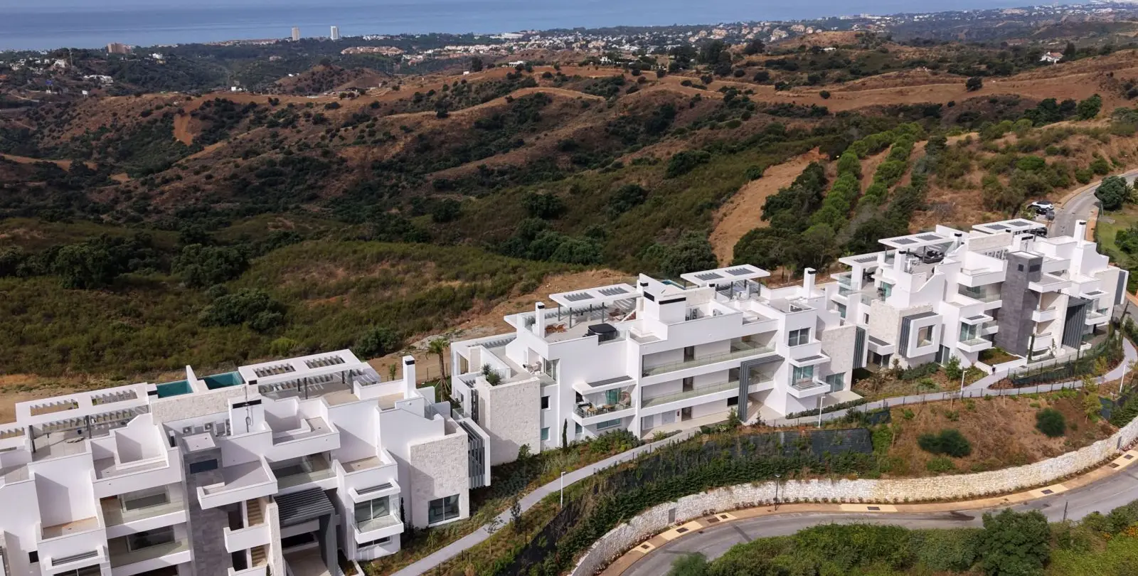 Sale of ground floor apartment in Ojén 62