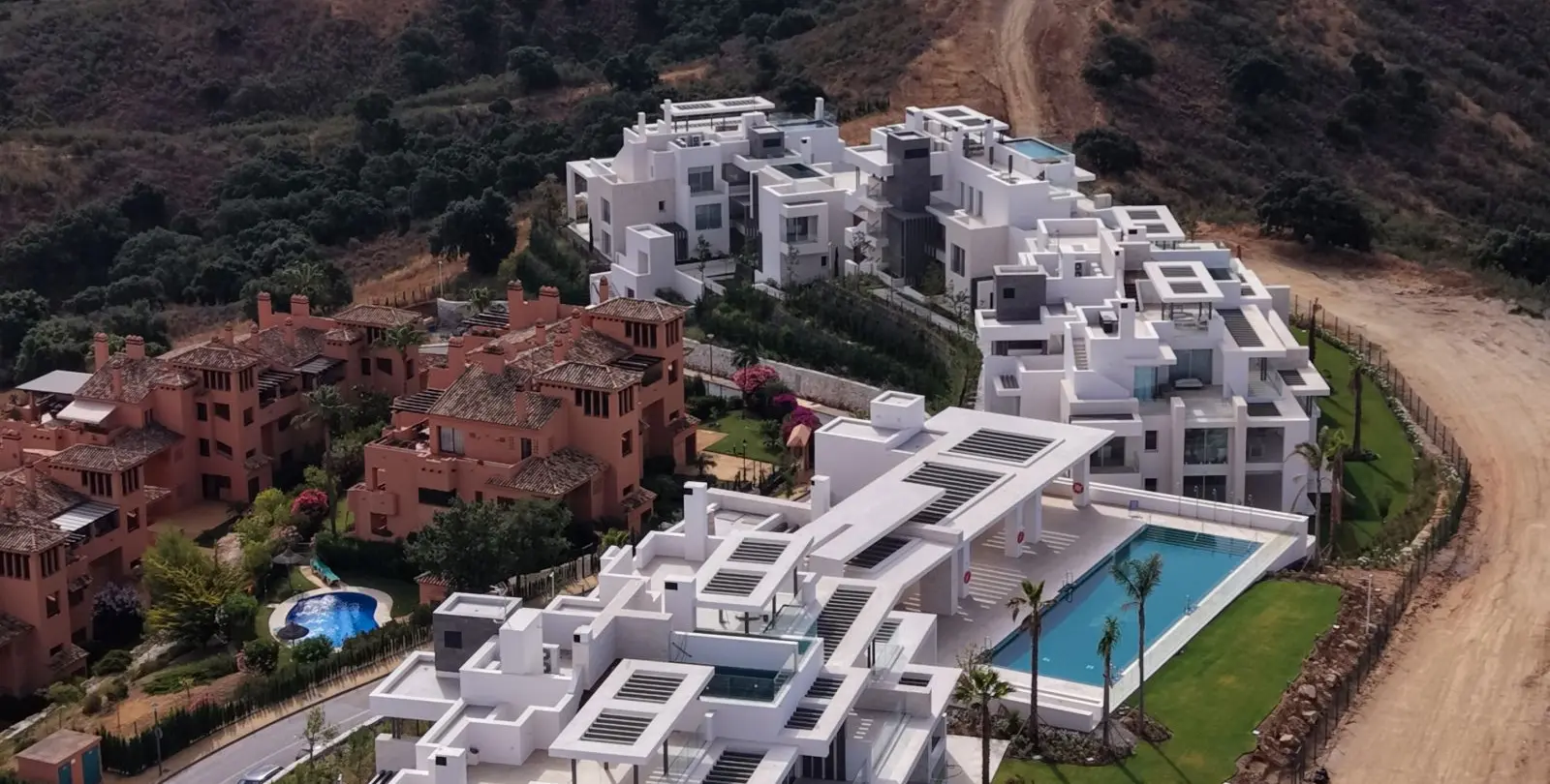 Sale of ground floor apartment in Ojén 65