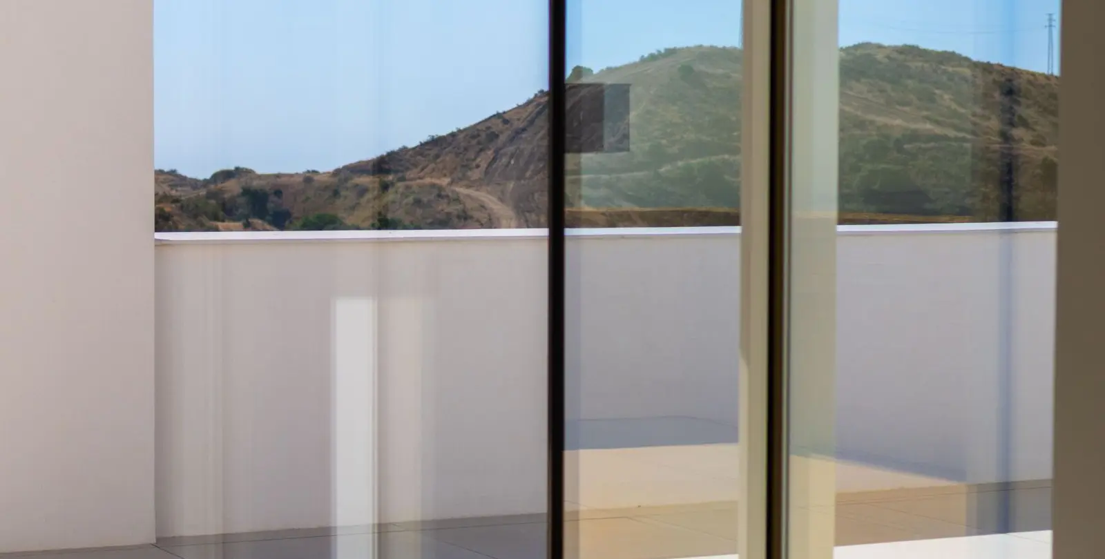 Sale of ground floor apartment in Ojén 72