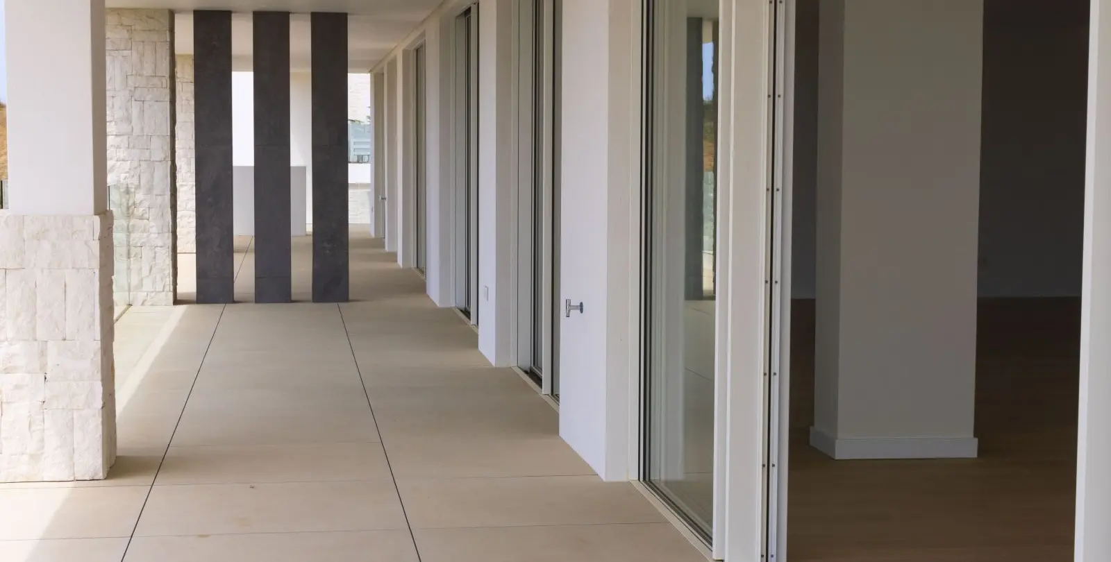 Sale of ground floor apartment in Ojén 76